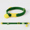 Collar para gato verde con cascabel amarillo y hebilla de seguridad Petelier